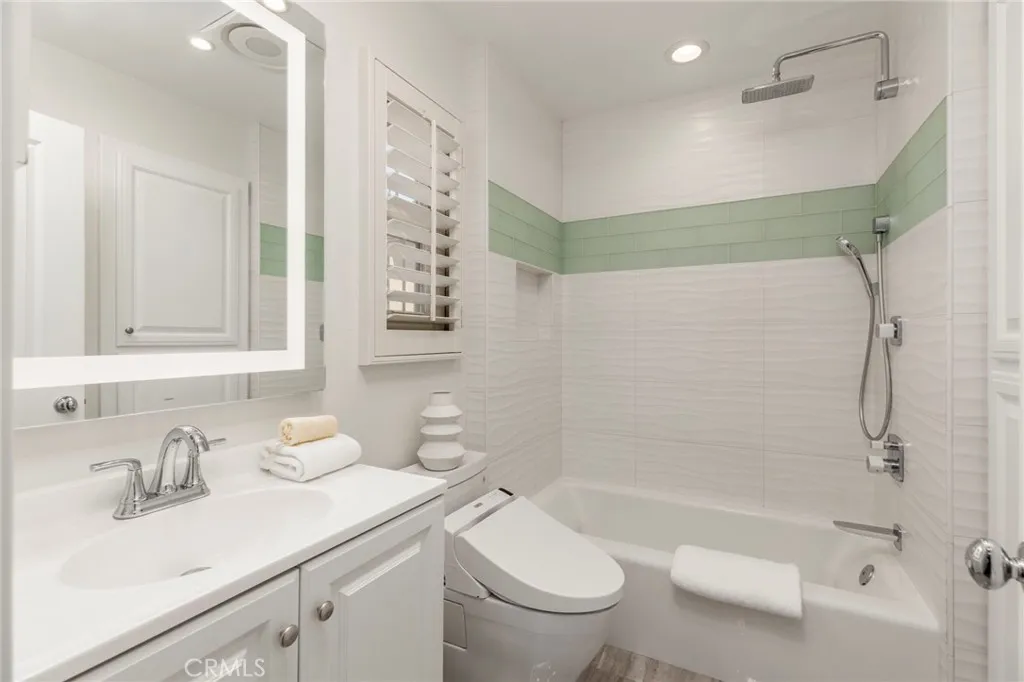 Additional image 62 of 52 Scarlet Bloom, Irvine, CA 92618