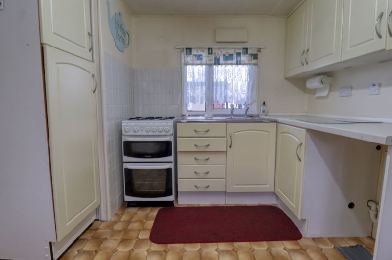 Additional image 5 of 2 bed mobile/park home for saleAcacia Avenue, Scunthorpe DN15