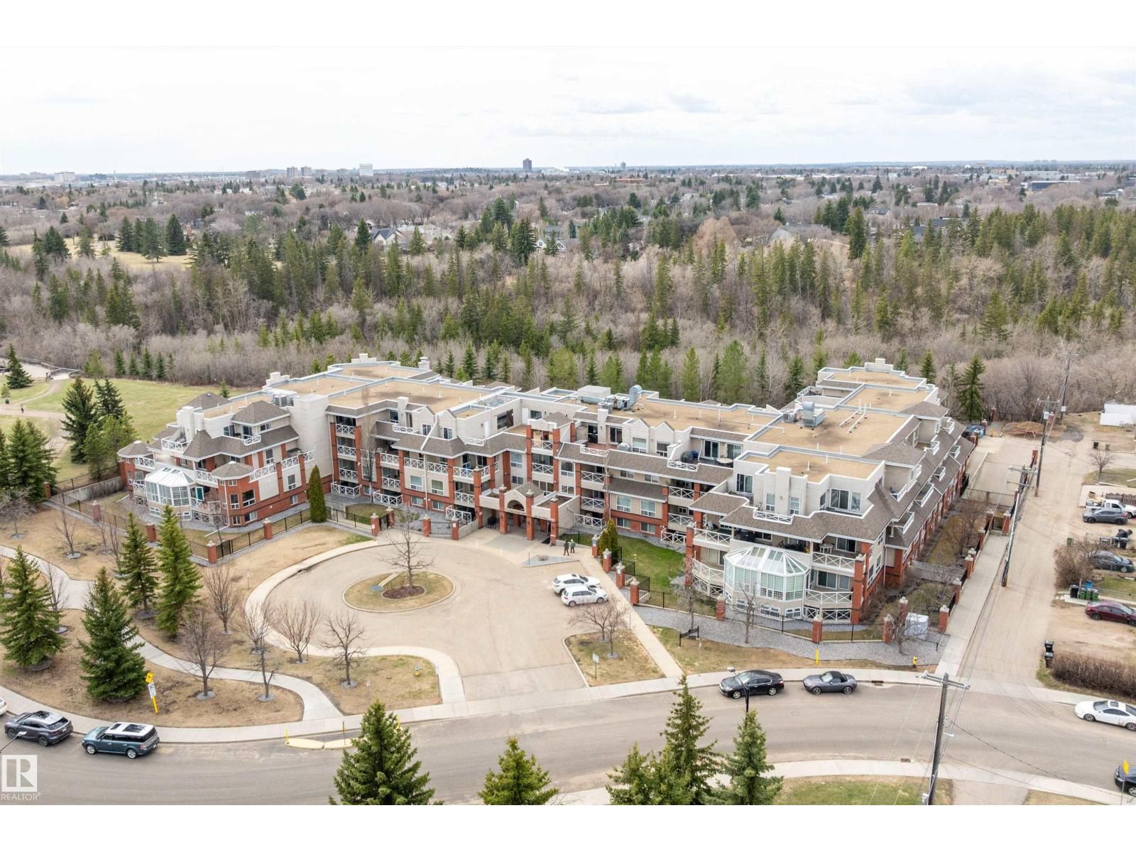 Additional image 2 of 202-7510 89 Street NW, Edmonton, AB, T6C0X5