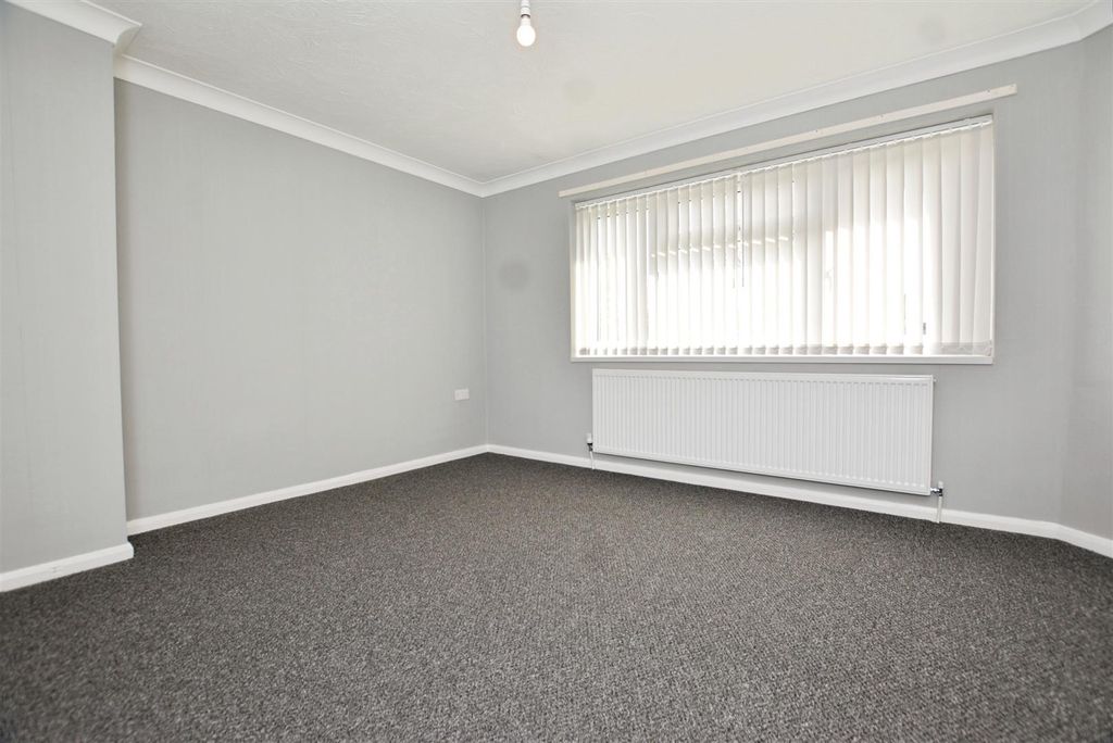Additional image 11 of 3 bed terraced house to rentCanterbury Close, Scunthorpe DN17