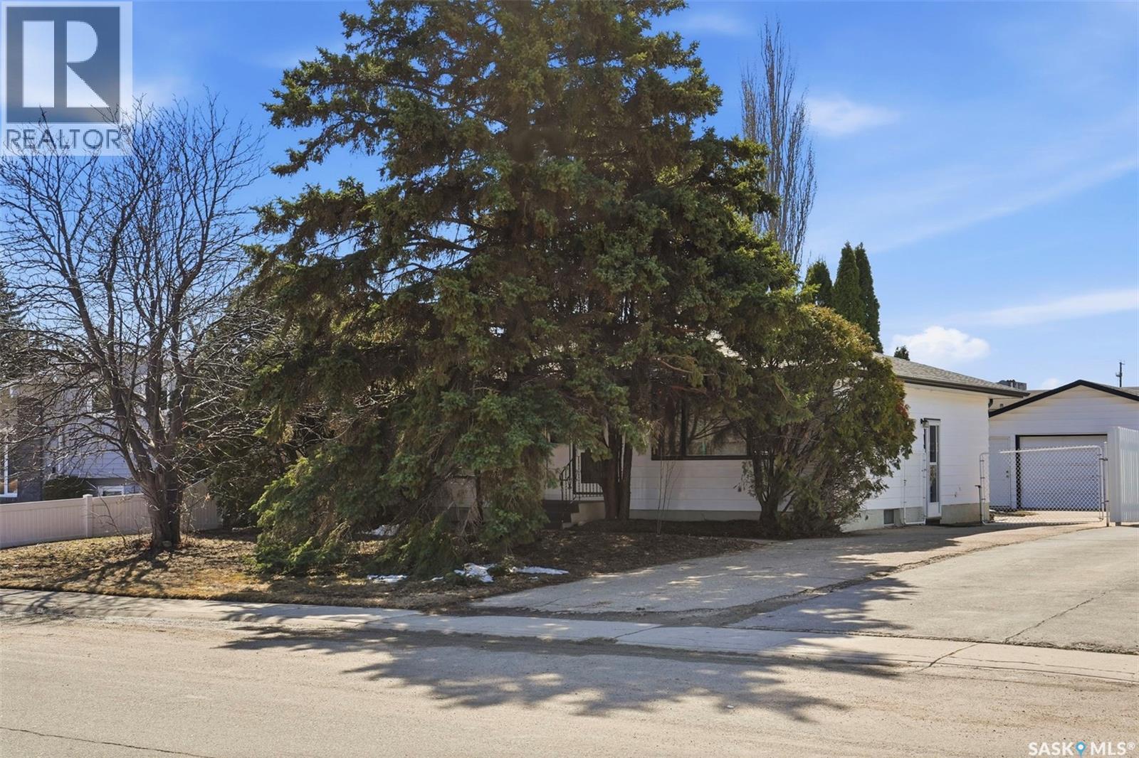 218 Anderson Crescent, Saskatoon, SK, S7H4C2