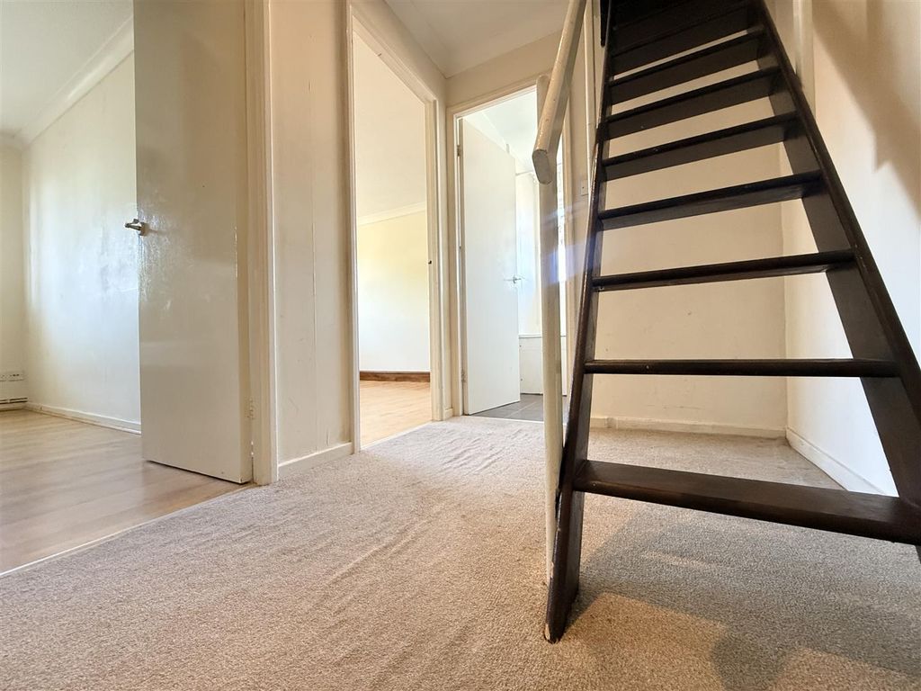 Additional image 9 of 2 bed terraced house to rentHogarth Crescent, London SW19