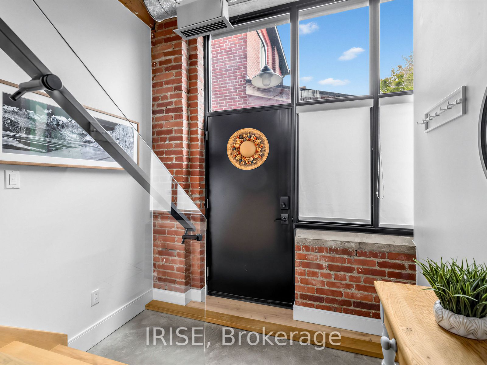 Additional image 2 of 3-200 Clinton Street, Toronto, ON, M6G 2Y5