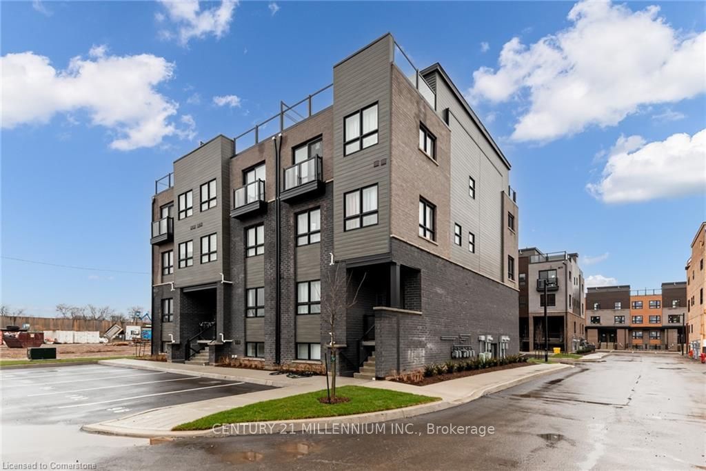 100-6705 Cropp Street, Niagara Falls, ON, L2E 5J8