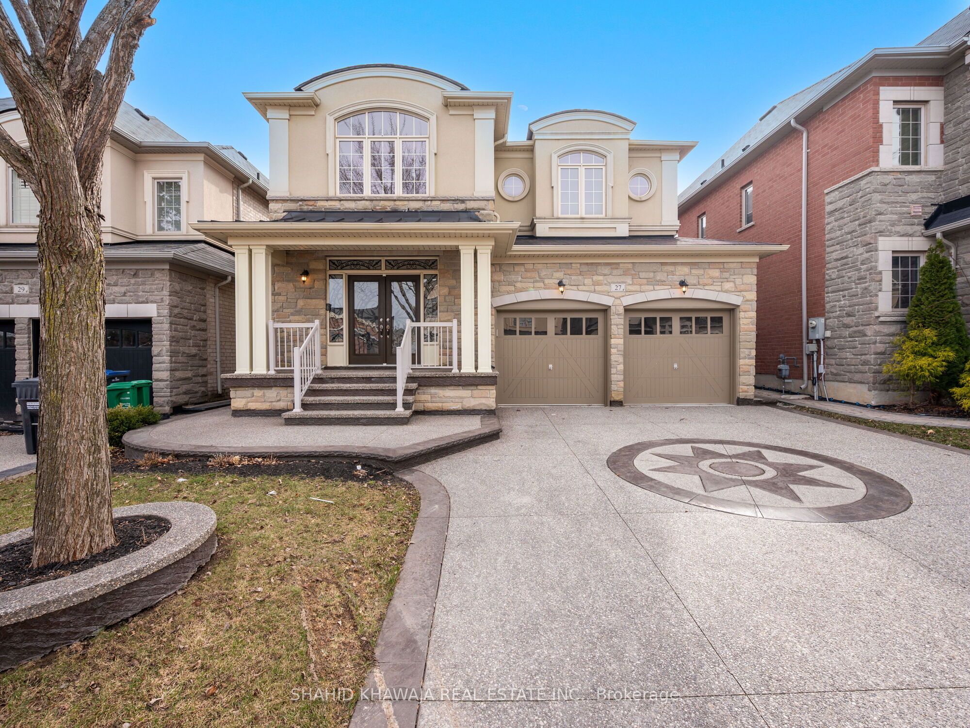 27 Lampman Crescent, Brampton, ON, L6X 0E4 photo 2