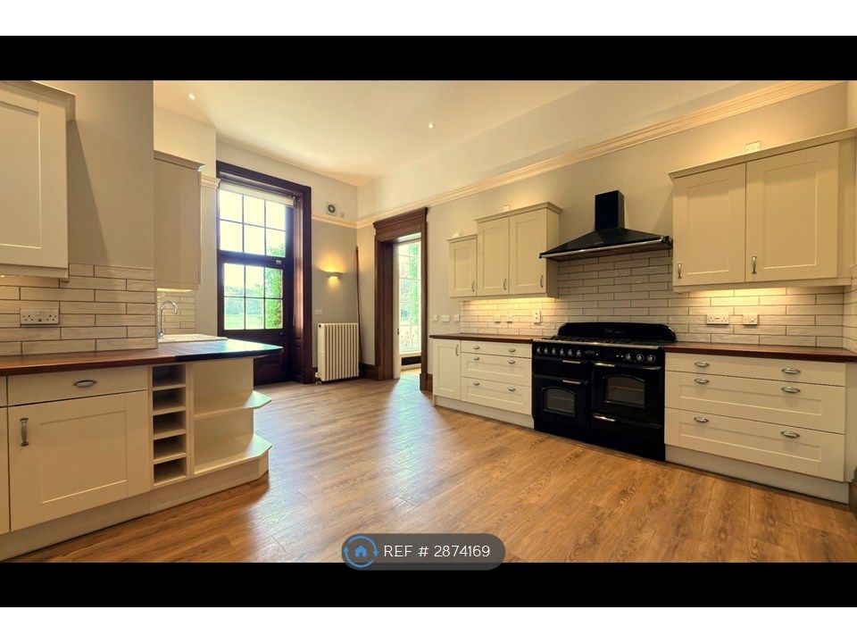 3 bed flat to rentBenacre Hall, Beccles NR34 photo 4