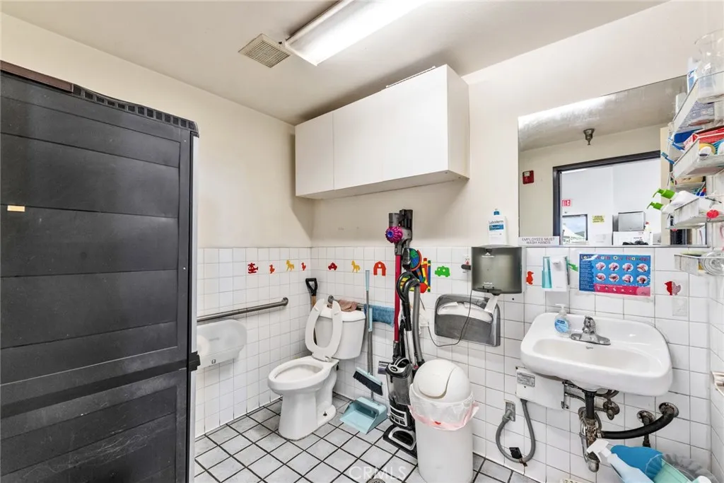 Additional image 46 of 2401 W Valley Blvd, Alhambra, CA 91803