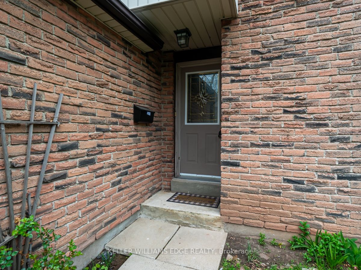 Additional image 3 of 93-680 Regency Court, Burlington, ON, L7N 3L9