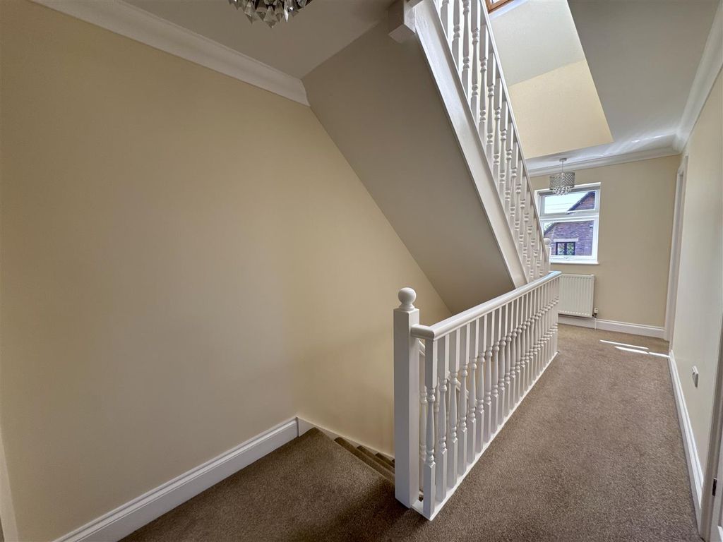 Additional image 17 of 6 bed detached house to rentWalnut Tree House, Caerwent, Caldicot NP26