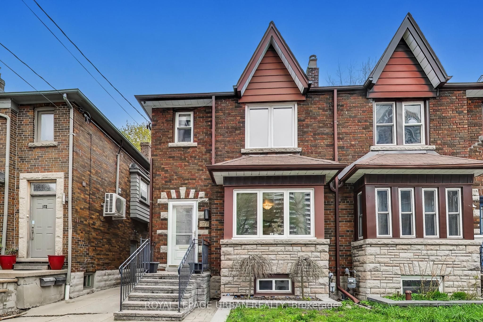 176 Davisville Avenue, Toronto, ON, M4S 1E8