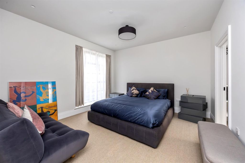 Additional image 28 of 4 bed property to rentDyke Road Avenue, Hove BN3