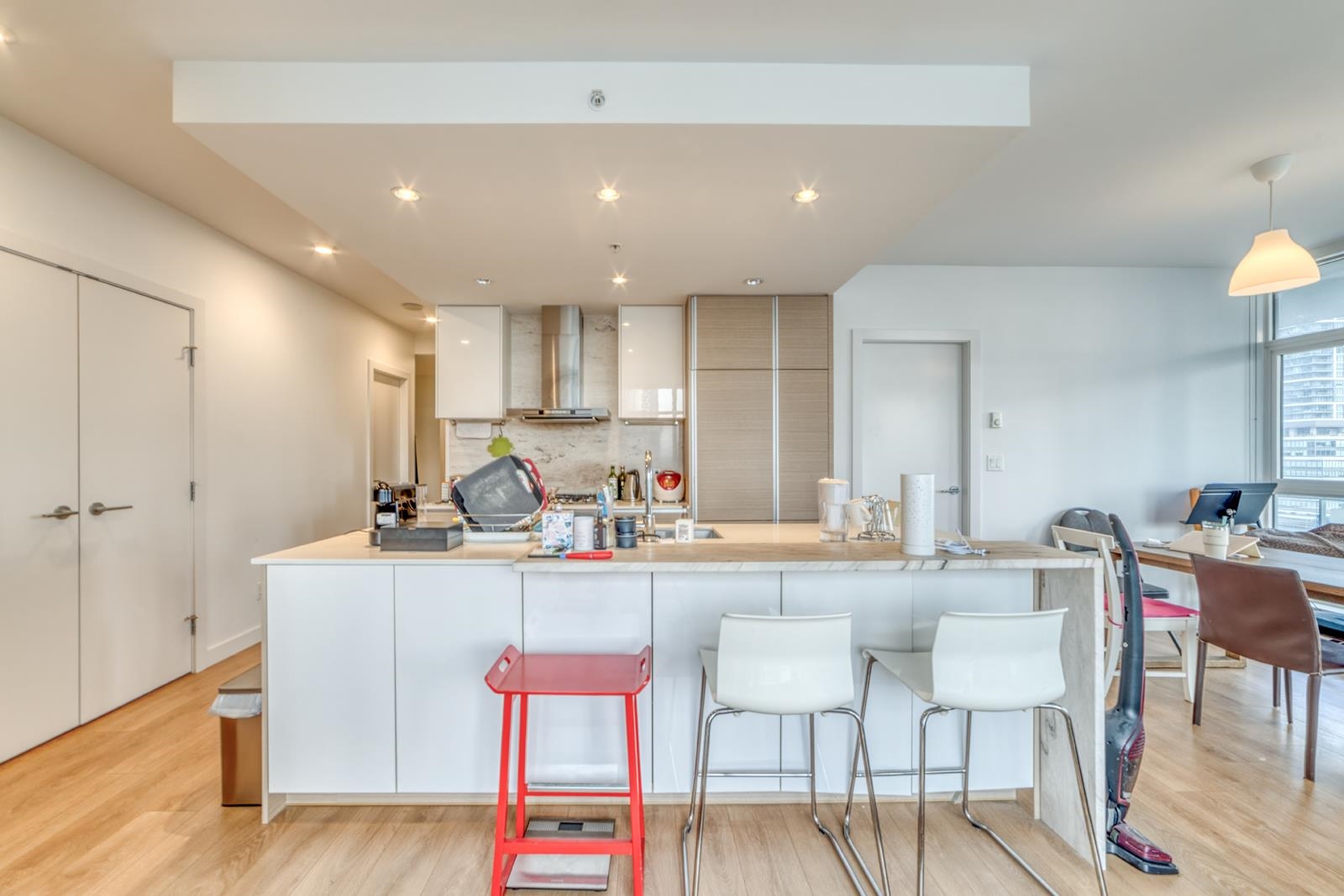 Additional image 3 of 1105-6098 Station Street, Burnaby, BC, V5H 0H4