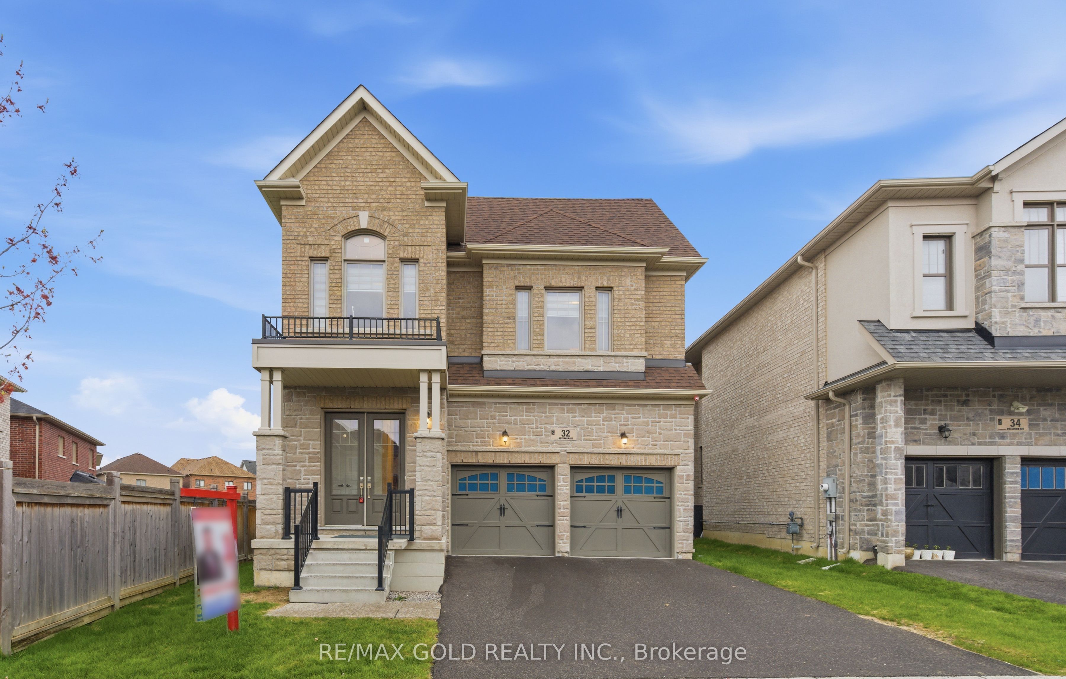32 Dotchson Avenue, Caledon, ON, L7C 4G6