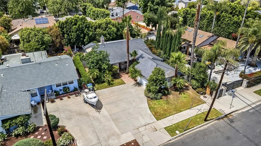 Additional image 32 of 6233 Zelzah Ave, Encino, CA 91316