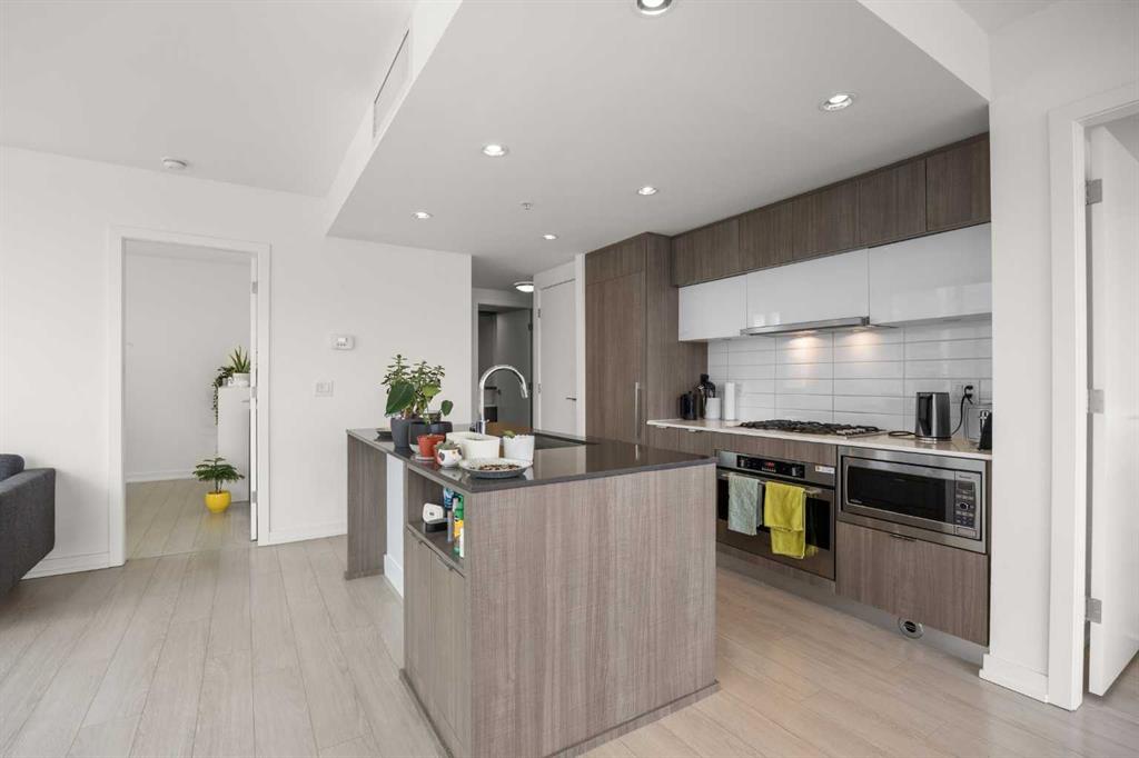 Additional image 4 of 1408-128 2 Street SW, Calgary, AB, T2P 0S7