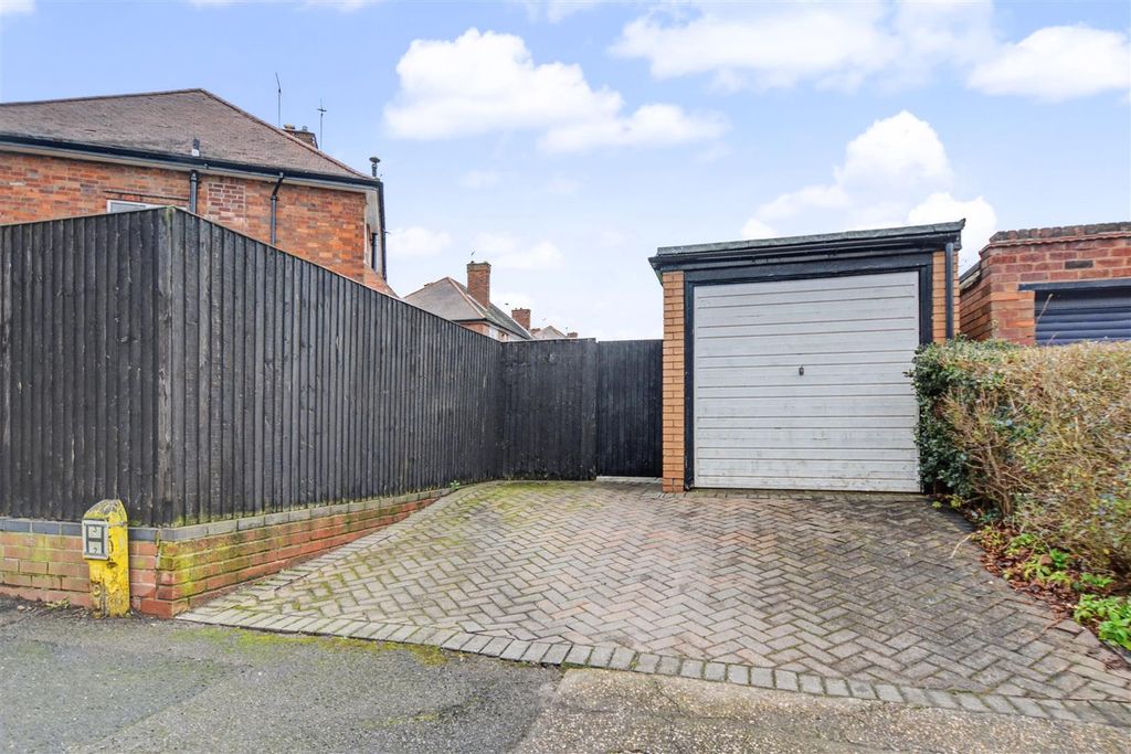Additional image 33 of 3 bed semi-detached house for saleLarch Crescent, Beeston, Nottingham NG9