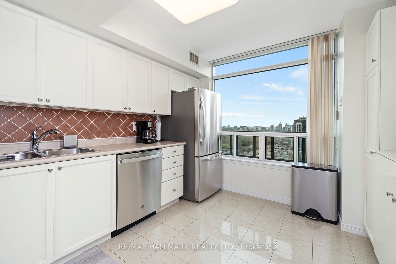 Additional image 6 of 1902-28 Harrison Garden Boulevard, Toronto, ON, M2N 7B5