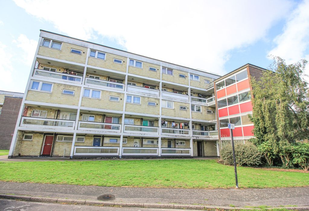 2 bed flat for saleWavell Road, Bitterne SO18 photo 4