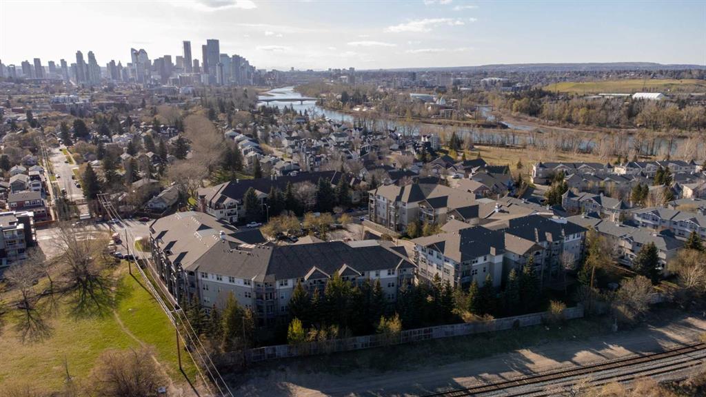 Additional image 3 of 315-1414 17 Street SE, Calgary, AB, T2G 5S6