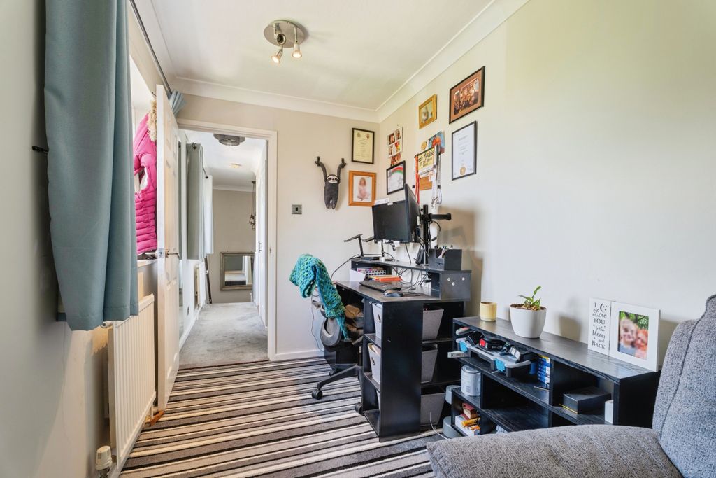 Additional image 13 of 3 bed terraced house for saleYork Close, Bury St. Edmunds IP33
