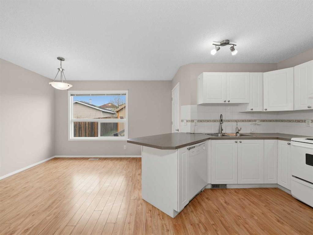Additional image 6 of 128 Taradale Drive NE, Calgary, AB, T3J 5A9