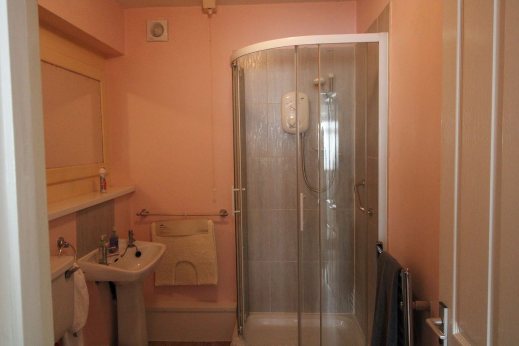 Additional image 5 of 4 bed cottage to rentChedzoy Lane, Bridgwater TA7