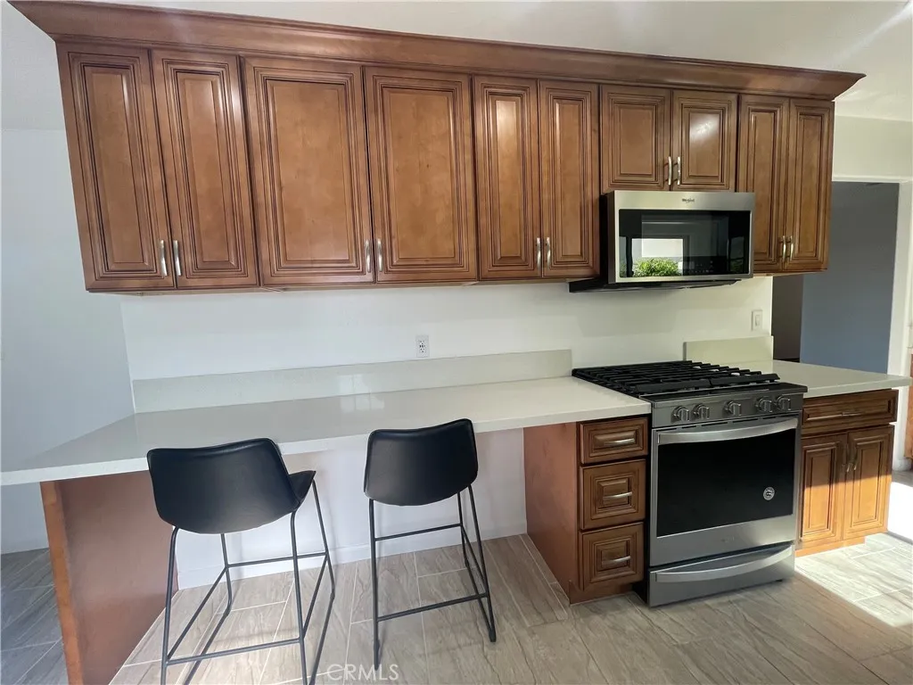 Additional image 20 of 23507 Sylvan St, Woodland Hills, CA 91367