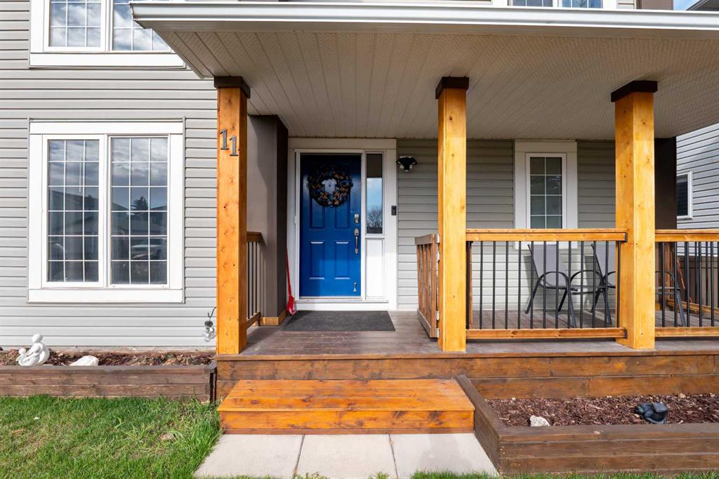 Additional image 3 of 11 Woodside Circle, Airdrie, AB, T4B 2H8