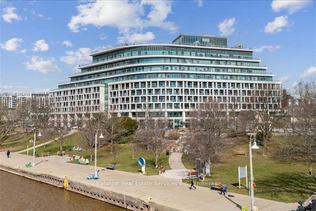 327-11 Bronte Road, Oakville, ON, L6L 0E1