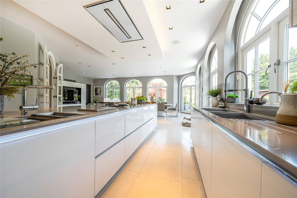 Additional image 11 of 6 bed detached house for salePriory Drive, Stanmore HA7