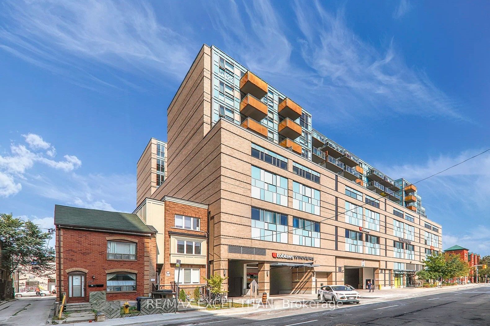 Additional image 2 of 417-156 Portland Street, Toronto, ON, M5V 0G1