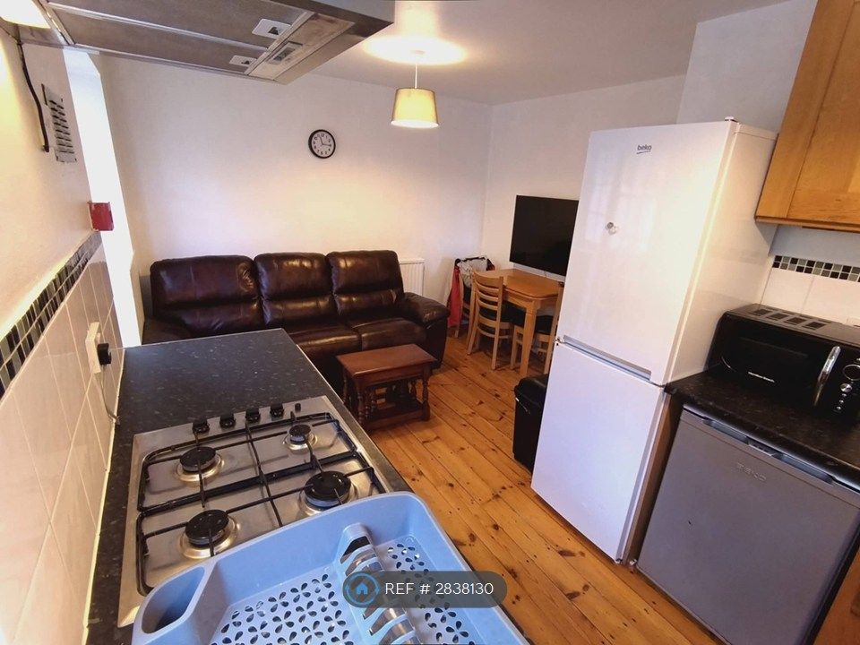 Additional image 9 of 5 bed semi-detached house to rentPengarth Rise, Falmouth TR11