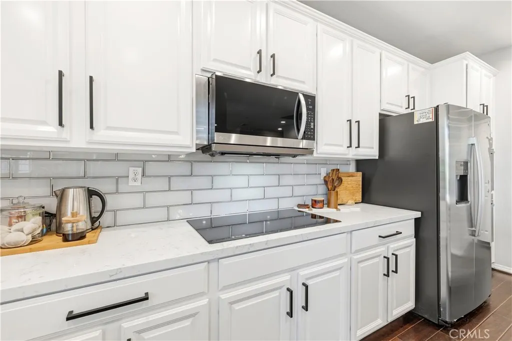 Additional image 48 of 24410 Aranda Lane, Valencia, CA 91354