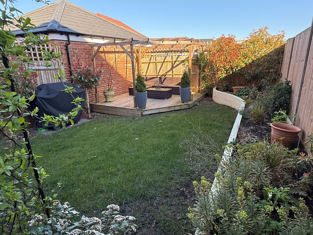 Additional image 5 of 3 bed town house for saleGarrison Meadows, Donnington, Newbury RG14