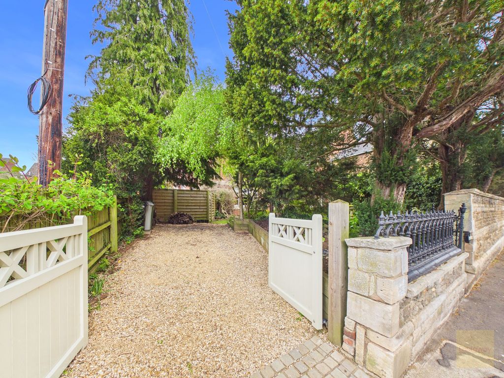 Additional image 30 of 5 bed semi-detached house for saleRutland Lodge, Northgate, Oakham LE15
