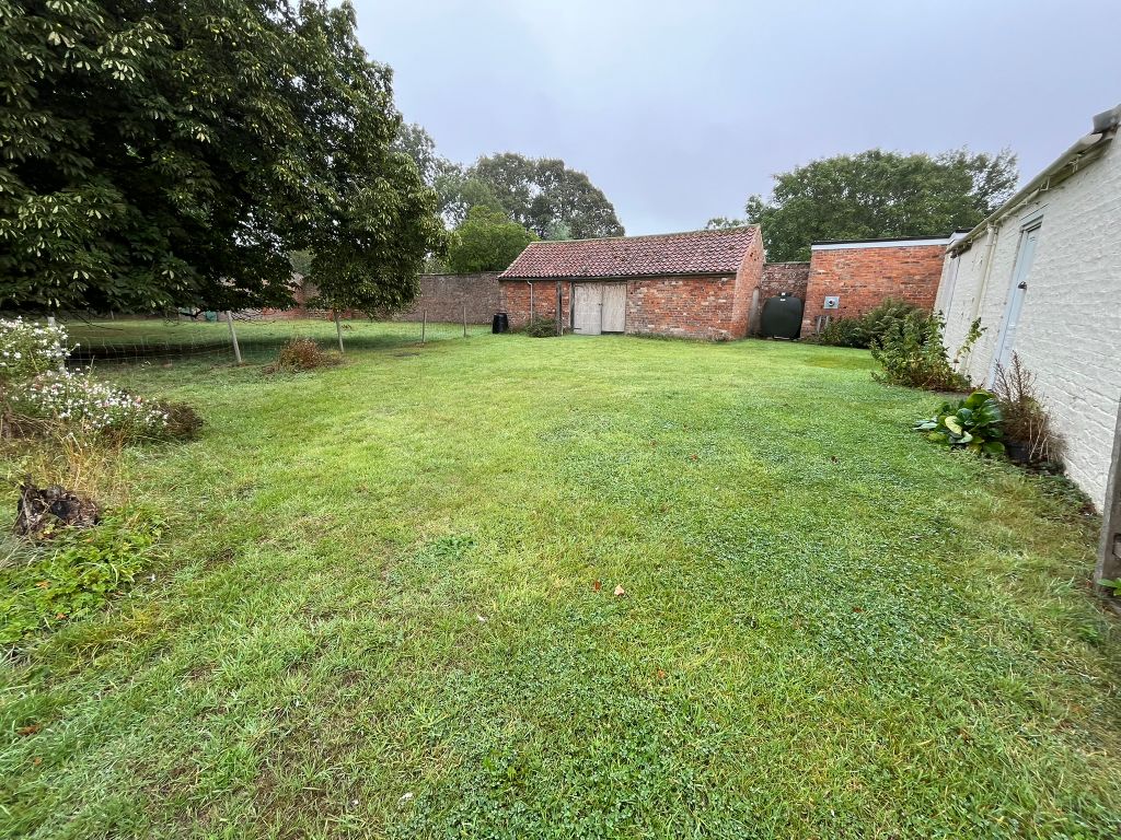 Land to rentPaddock View, Croxby Top LN7 photo 4