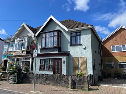 West Cross Ave, Swansea SA3