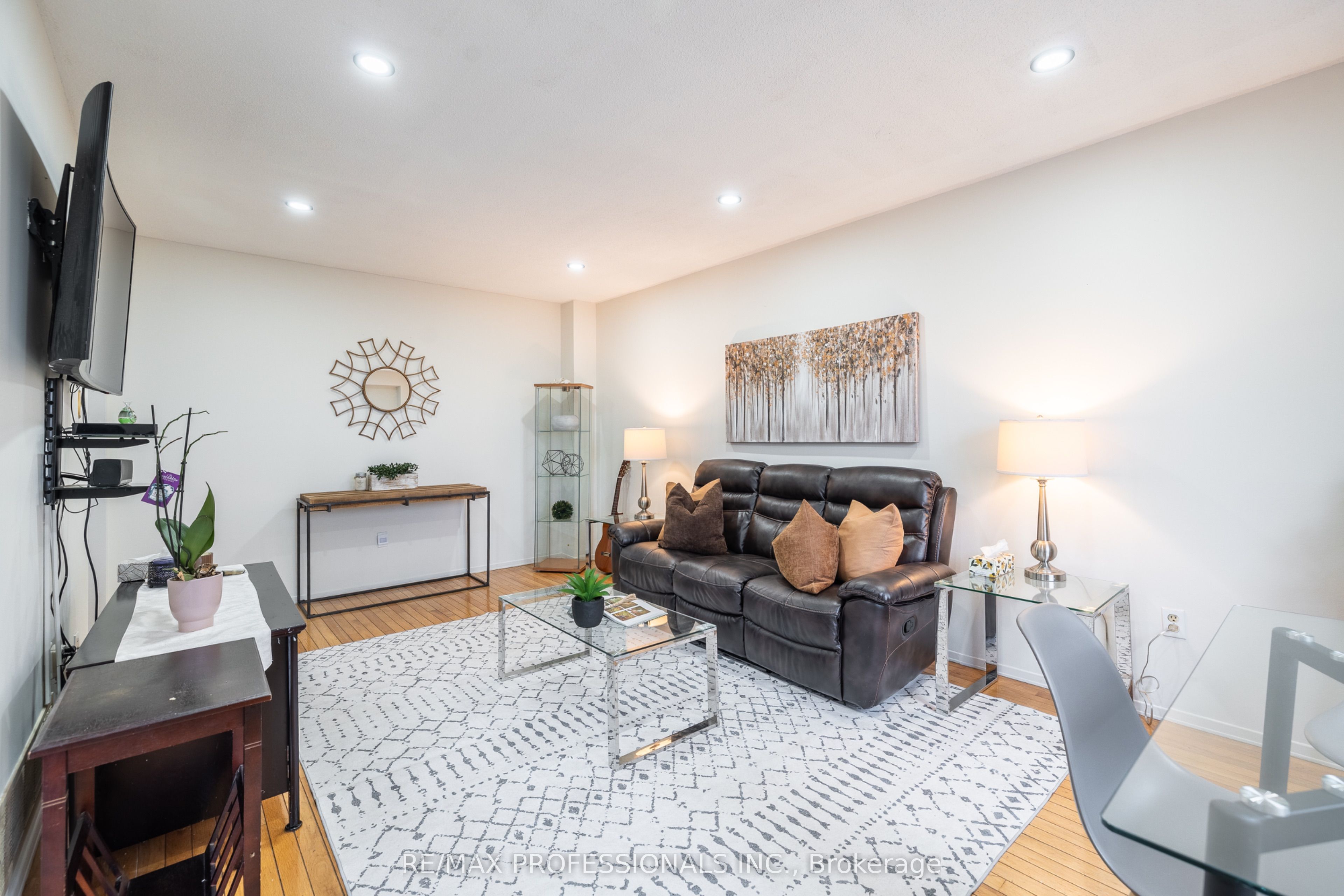Additional image 6 of 698 Galloway Crescent, Mississauga, ON, L5C 3W1