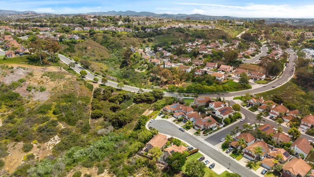 Additional image 104 of 3555 Simsbury Ct, Carlsbad, CA 92010