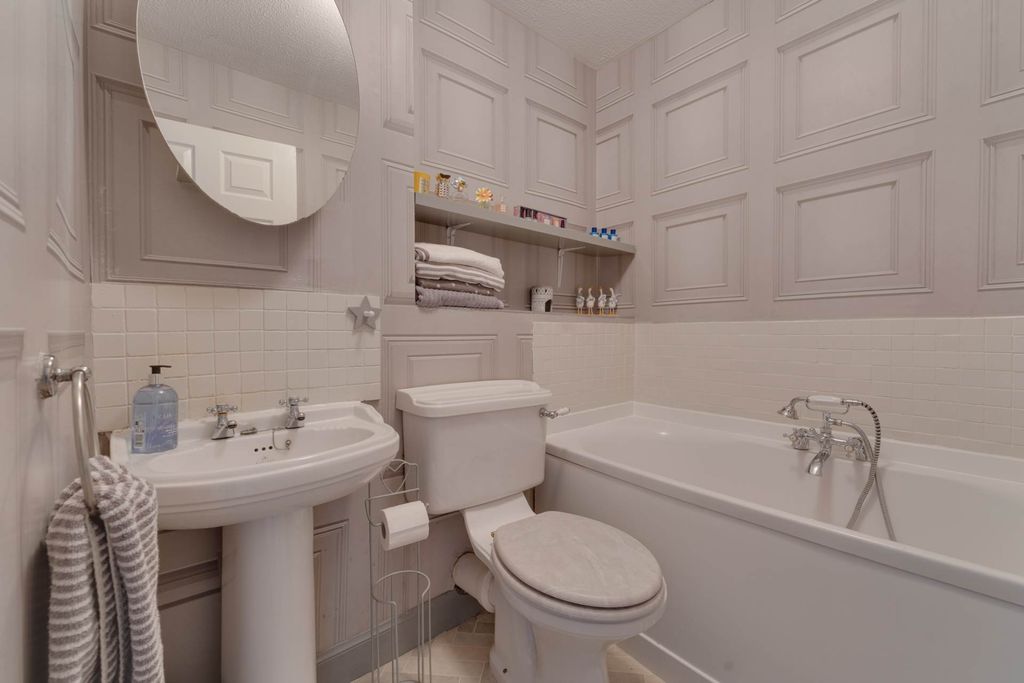 Additional image 14 of 2 bed flat for saleMarket Cross Mews, South Street, Houston PA6