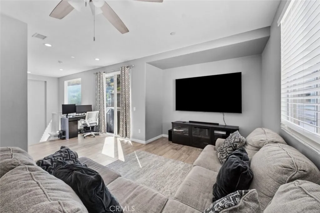 Additional image 7 of 27950 Avalon Drive Unit 50, Canyon Country, CA 91351