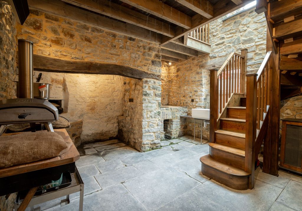 Additional image 20 of 7 bed detached house for saleLlywnon, 61 St James Street, Narberth SA67