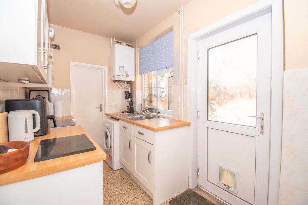 Additional image 3 of 2 bed terraced house for salePaget Road, Leicester LE3