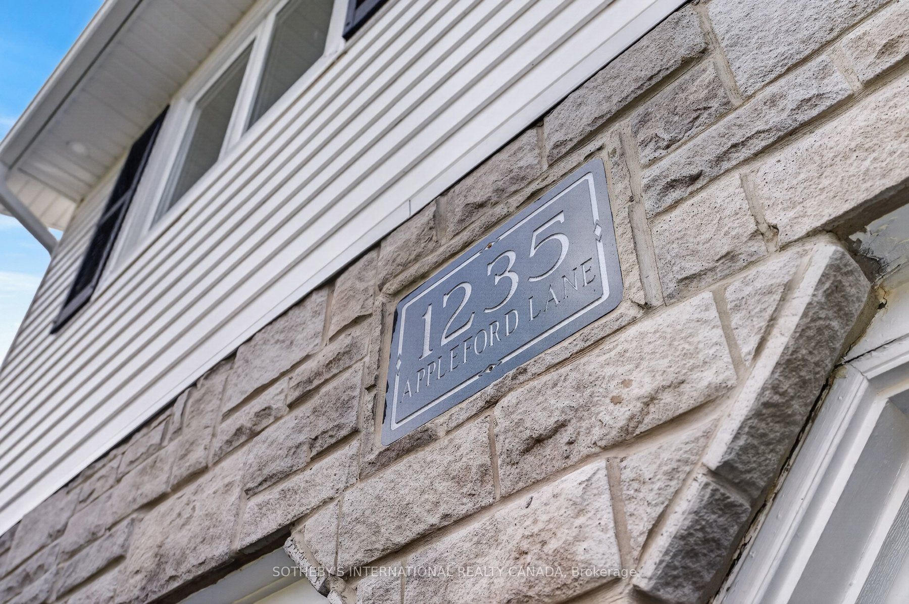 Additional image 3 of 1235 Appleford Lane, Burlington, ON, L7P 3M1