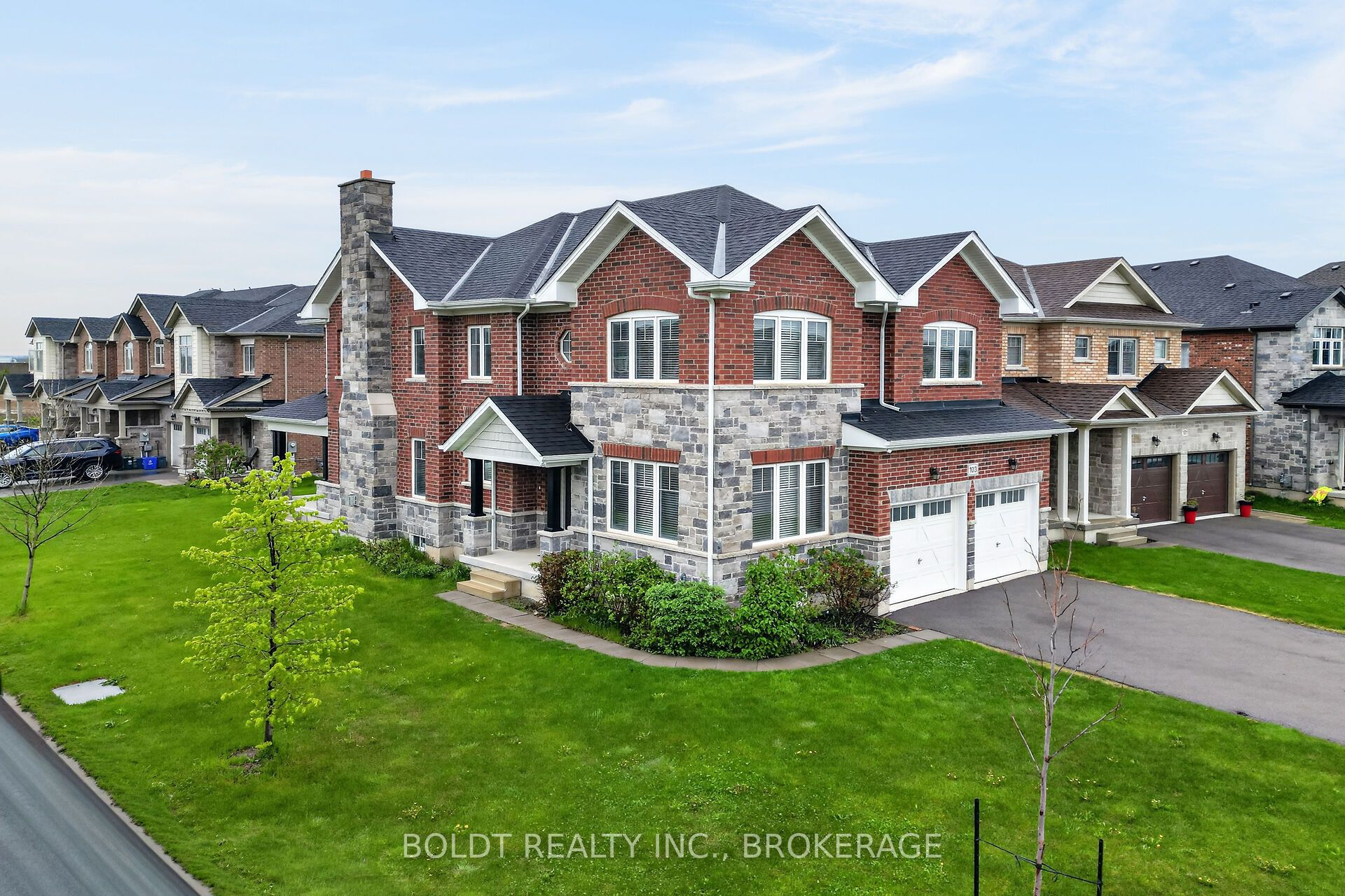 103 Homestead Way, Thorold, ON, L2V 0J8