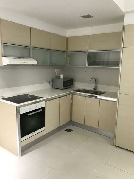2 Marina Boulevard photo 3