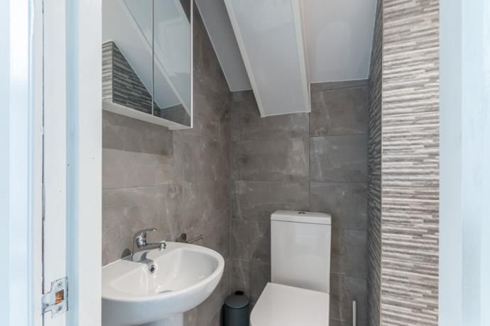 Additional image 11 of 5 bed flat to rentNicolson Square, Edinburgh EH8