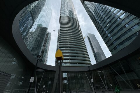Additional image 8 of 409-14 York Street, Toronto, ON, M5J 0B1