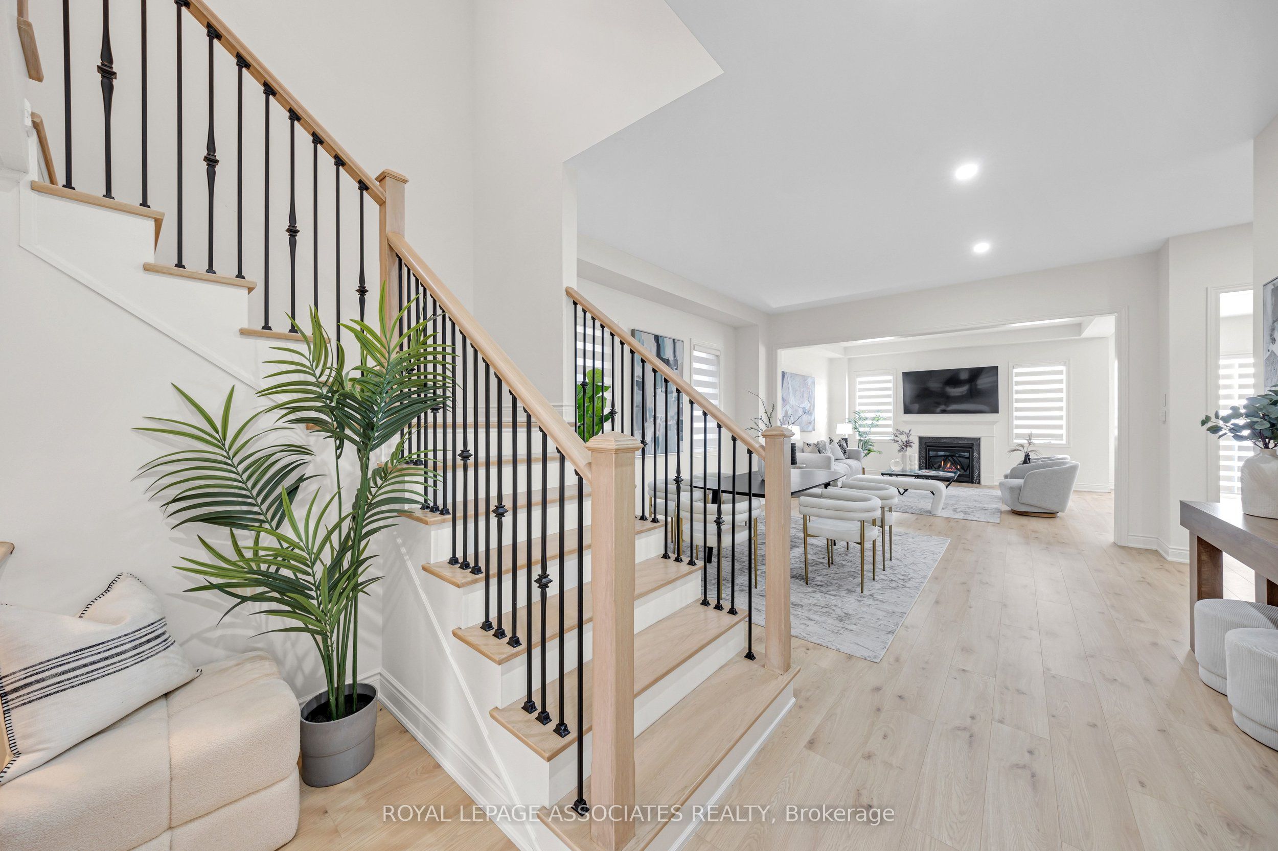 Additional image 6 of 2215 Beckman Crescent, Oshawa, ON, L1L 0W8