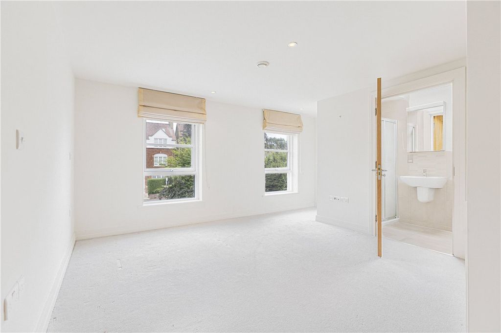 Additional image 18 of 6 bed detached house to rentWoodstock Road, Oxford, Oxfordshire OX2